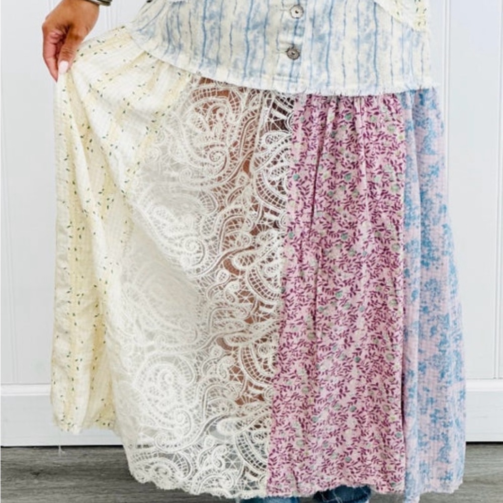 POL Blue Floral Fusion Maxi Skirt size Small NWT